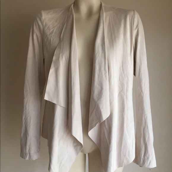 Jackets & Blazers - Blazer nude suede NWT